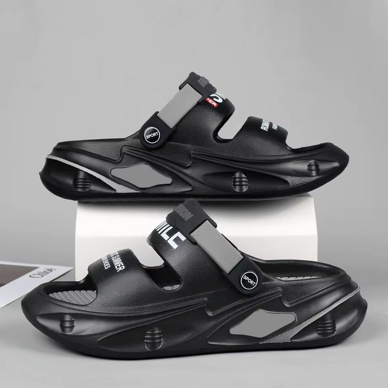 Fashion Men Outdoor Sandals Slippers Beach Comfortable Thick Sole Clogs Men Casual Shoes Garden Shoes Men Women Beach Sandals